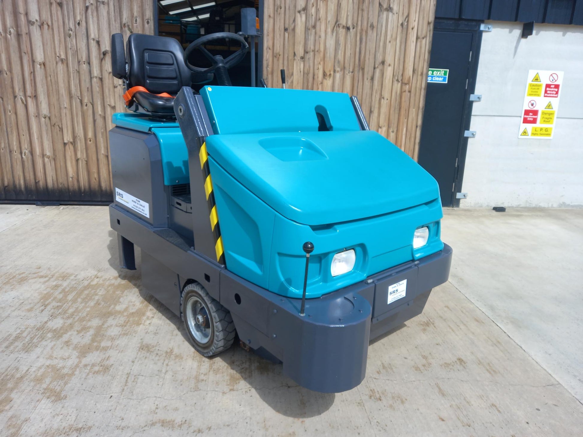 Magnum Sweeper (Ex-Hire)