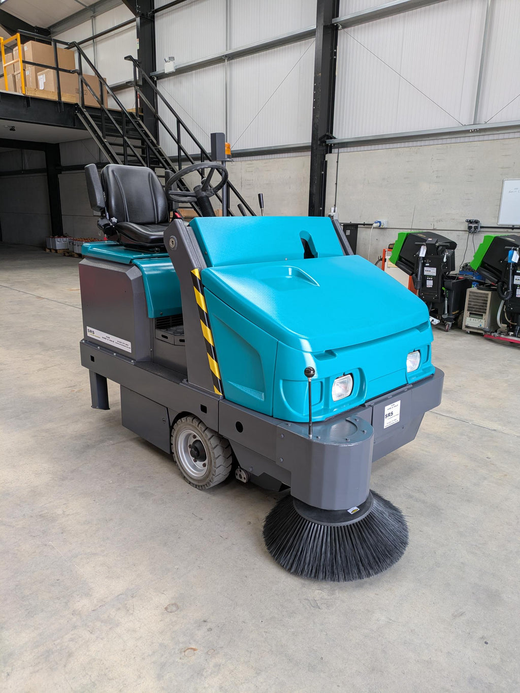 Magnum Sweeper (Ex-Hire)